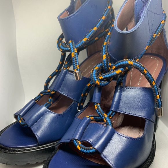 Zara Blue Leather Chunky Heel Sandals - Picture 2 of 8
